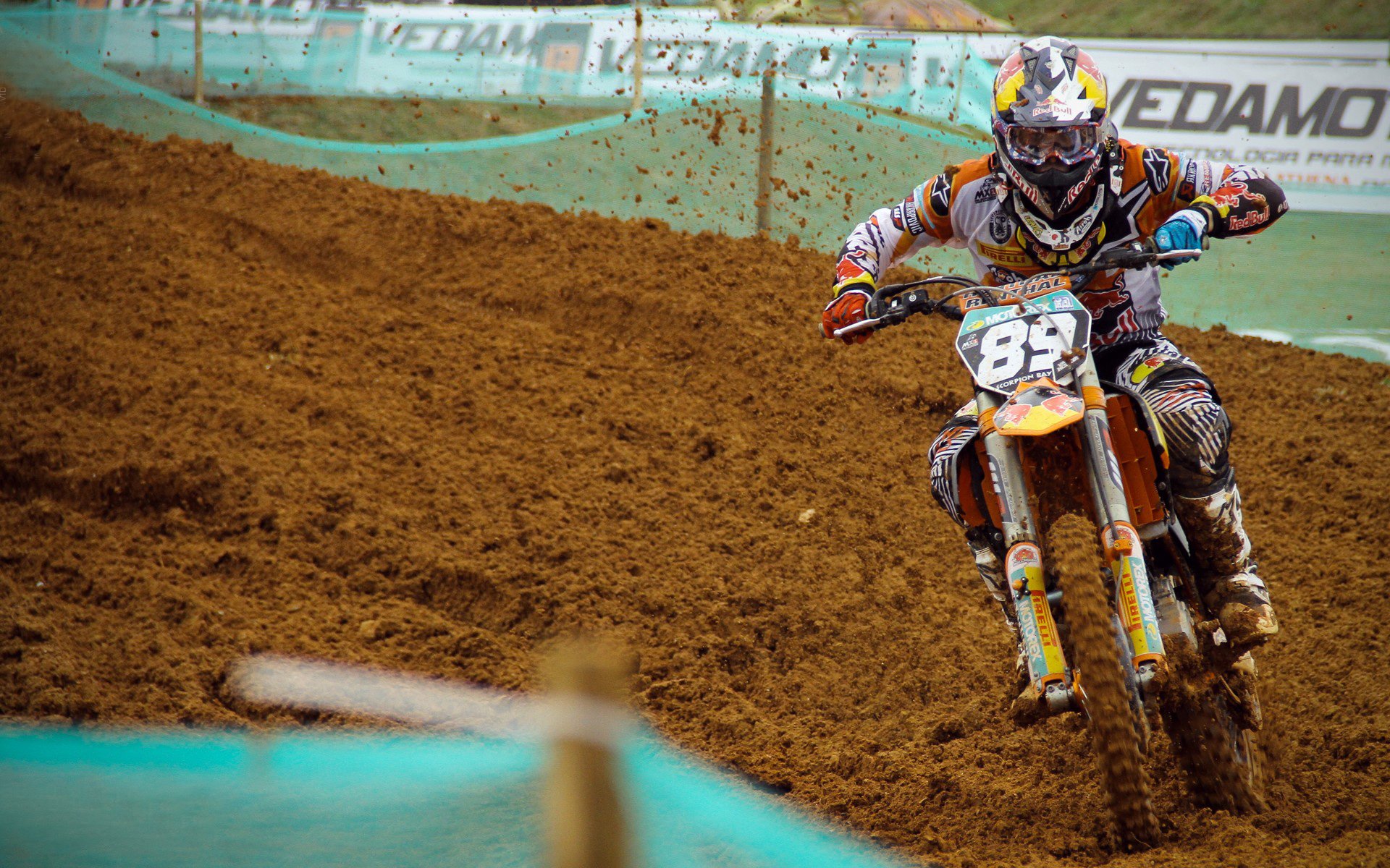 KAIYUNAPP-国际赛场激烈角逐：多国战队争夺全球冠军，世界赛战队排名